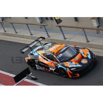 spark 43 mclaren 720s gt3 evo 24h spa 2025 racing cars racing gt