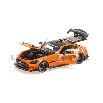 minichamps 18 mercedesamg gt black series safety car british gp 2025 road cars military and emergency