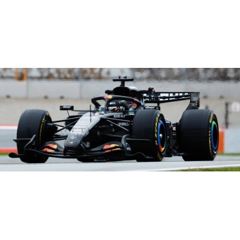 spark 43 mclaren mcl40 test shakedown barcelona 2026 racing cars formula 1