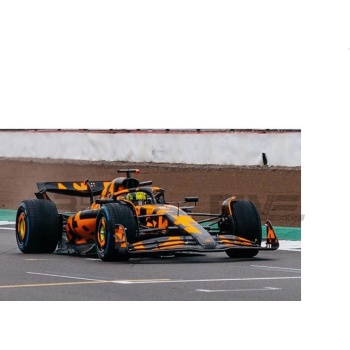 minichamps 18 mclaren mcl39 test shakedown silverstone 2025 racing cars formula 1