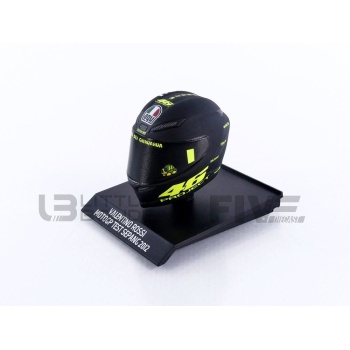 minichamps 10 agv casque rossi  moto gp test sepang 2012 accessories mini helmets