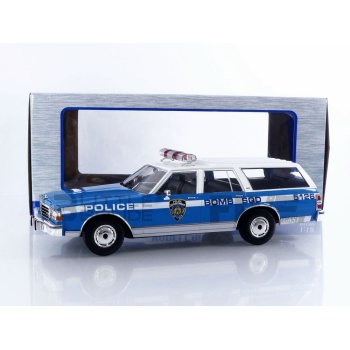 mcg 18 chevrolet caprice estate wagon nypd 1985 road cars rv and van