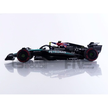 minichamps 18 mercedesamg w15 e performance  winner british gp 2024 racing cars formula 1