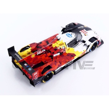 18S1059 – SPARK 1/18 - BMW M Hybrid V8 - 24h Le Mans 2025 - Five