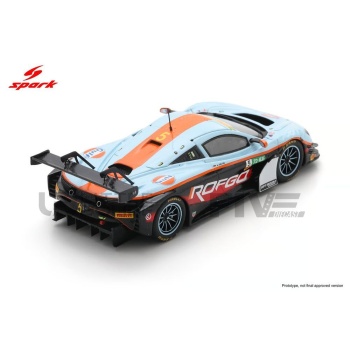 spark 43 mclaren 720s gt3 evo  fia gt cup macau 2025 racing cars racing gt