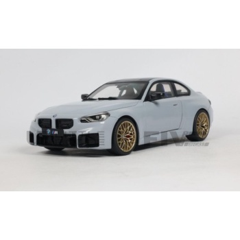 solido 18 bmw m2 cs  2025 road cars coupe