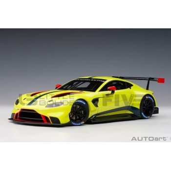 autoart 18 aston martin vantage gte presentation car le mans 2018 racing cars le mans