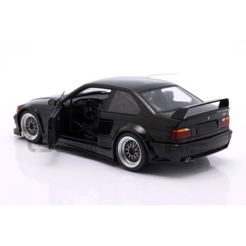 W18051002 – WERK 83 1/18 - BMW M3 (E36) GTR Plain Body Version