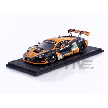 spark 43 mclaren 720s gt3 evo  24h le mans 2025  racing cars le mans