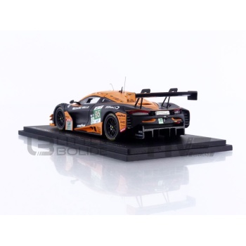 spark 43 mclaren 720s gt3 evo  24h le mans 2025  racing cars le mans